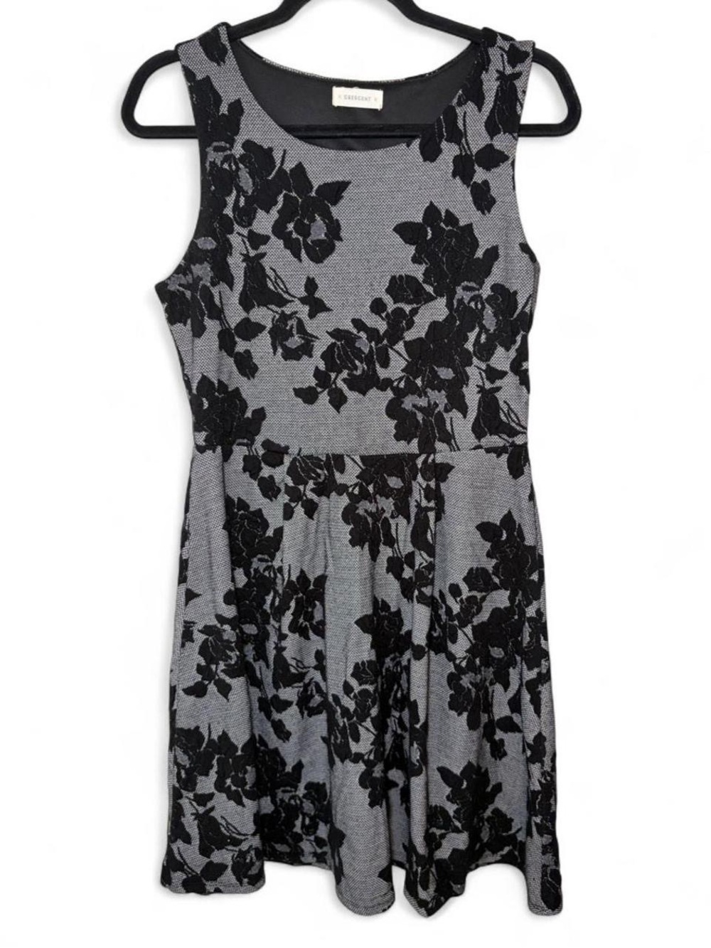 Crescent Stitch Fix LeeAnne
Textured Knit Dress M